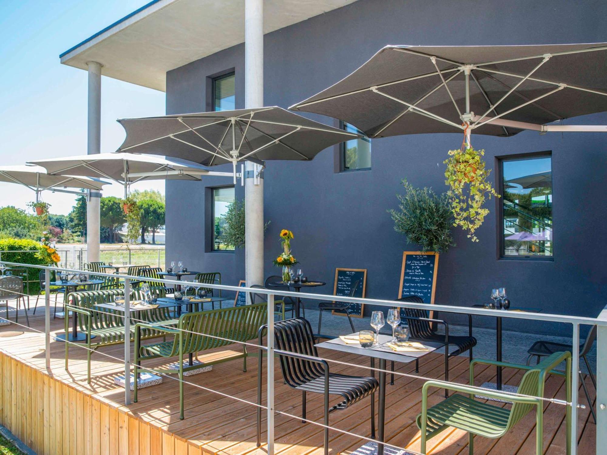 Ibis Styles Pertuis Portes Du Luberon Eksteriør bilde