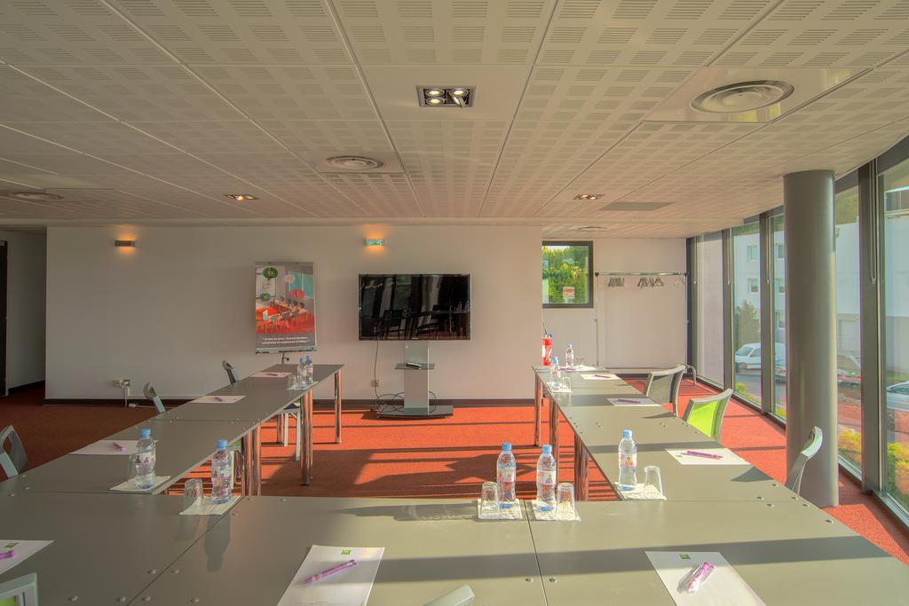 Ibis Styles Pertuis Portes Du Luberon Eksteriør bilde